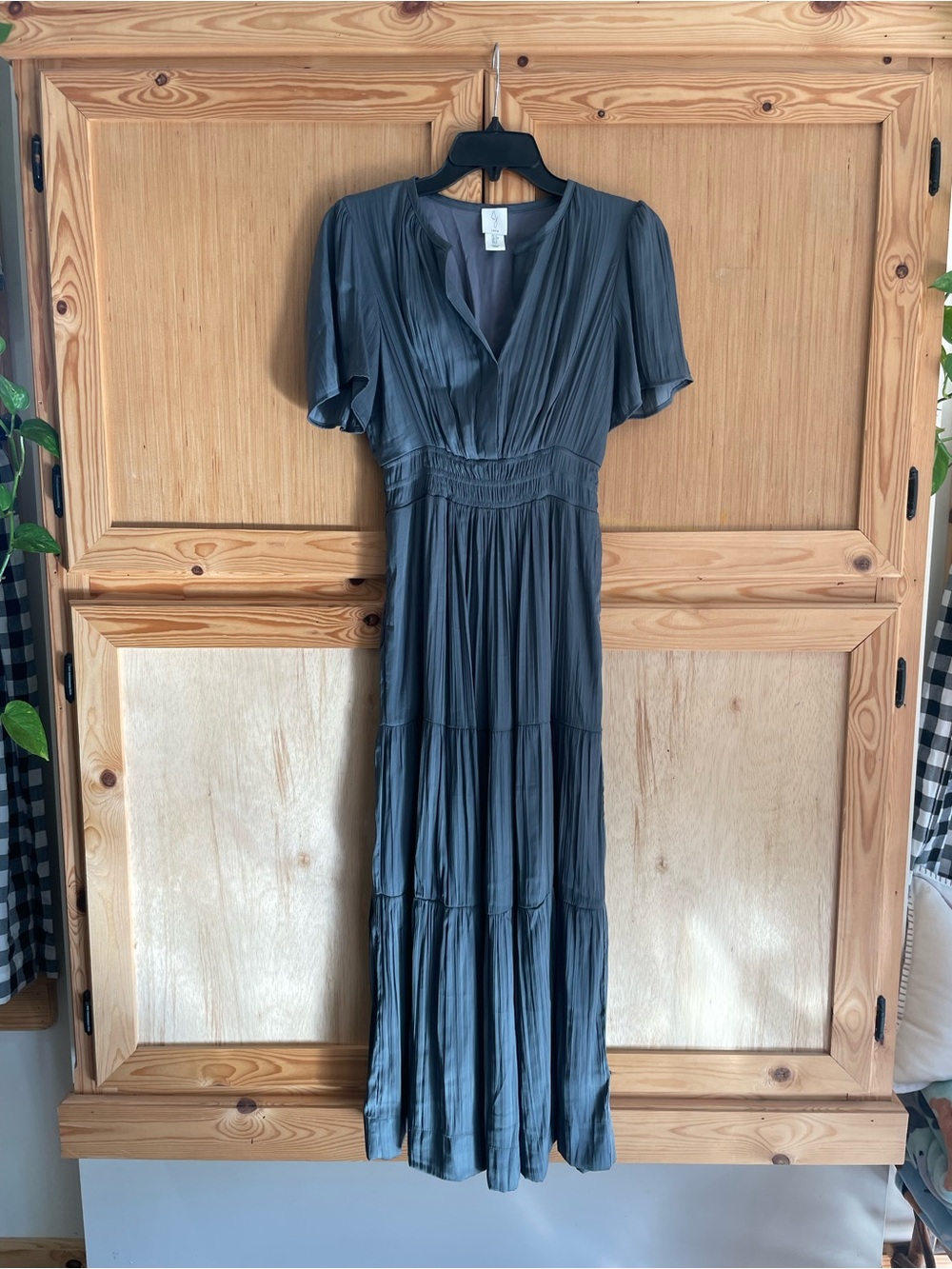 Joie grey satin tiered modest short sleeve maxi dress
